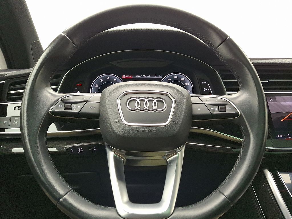 Thumbnail: 2021 Audi Q7 - 21