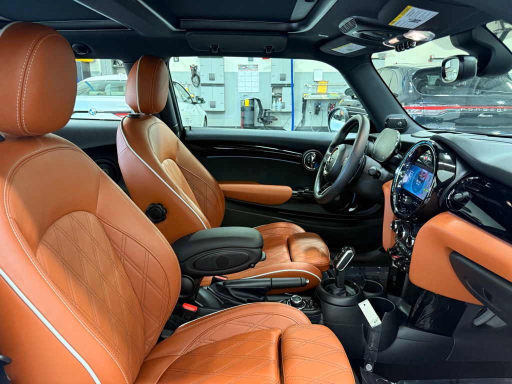 2023 MINI Cooper Base 25