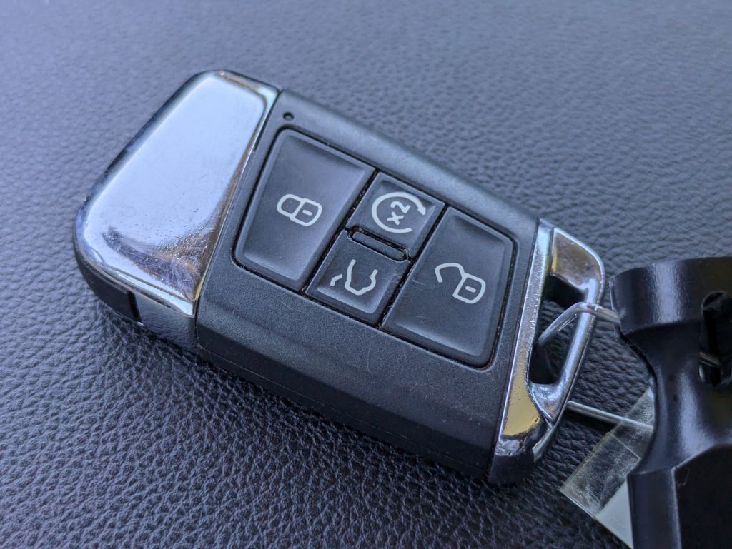 2021 Volkswagen Atlas 3.6L V6 SEL Premium