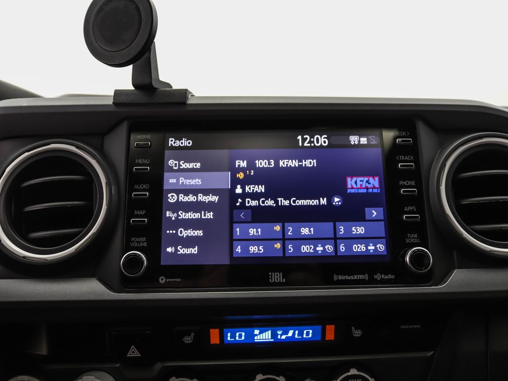 2023 Toyota Tacoma TRD Off-Road 15