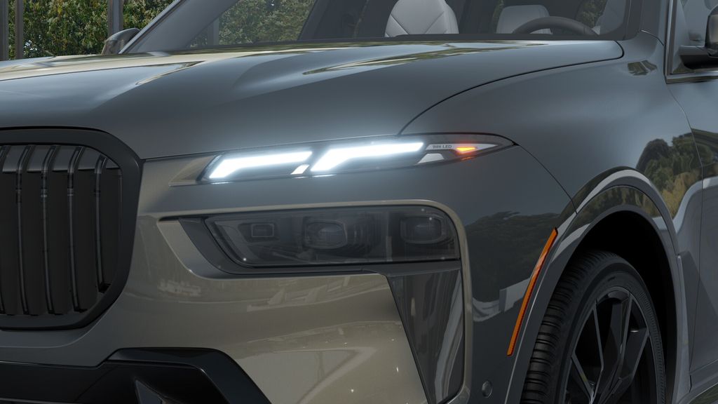 Thumbnail: 2027 BMW X7 - 32