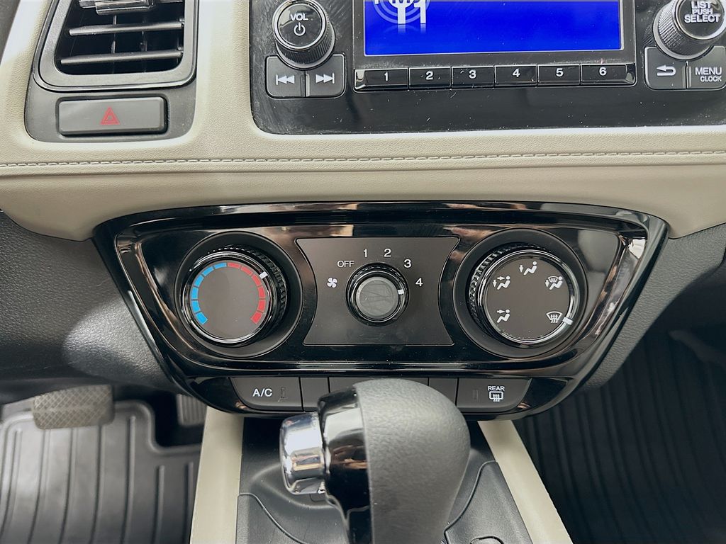 2018 Honda HR-V LX 15
