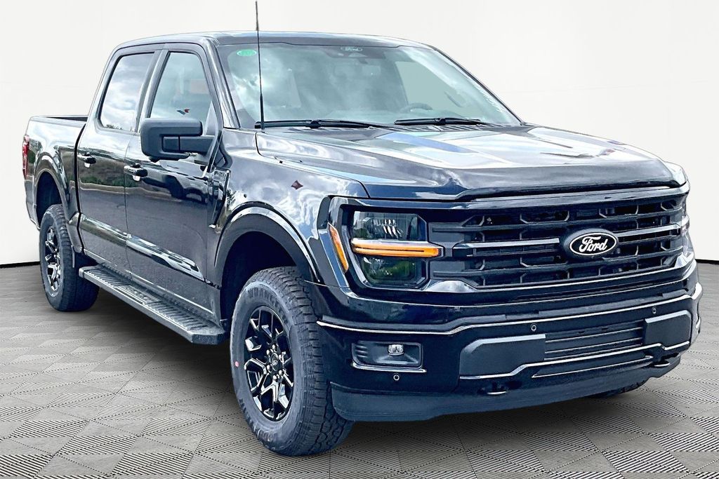Black 2026 Ford F-150 XLT SuperCrew 4WD Pickup Truck Four-Wheel Drive Automatic