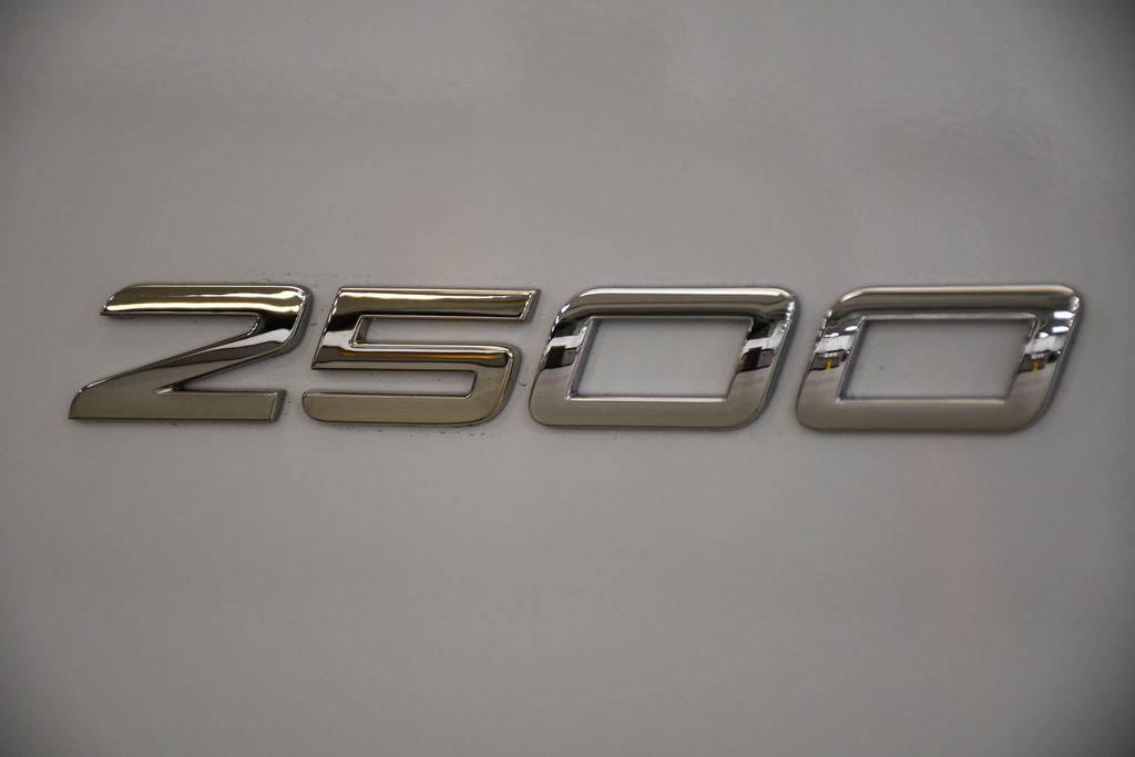 Thumbnail: 2025 Mercedes-Benz Sprinter - 10