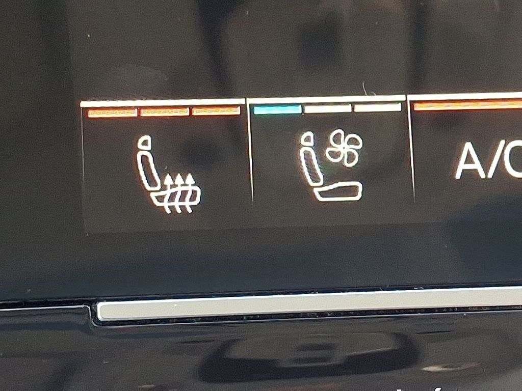 Thumbnail: 2019 Audi A6 - 24