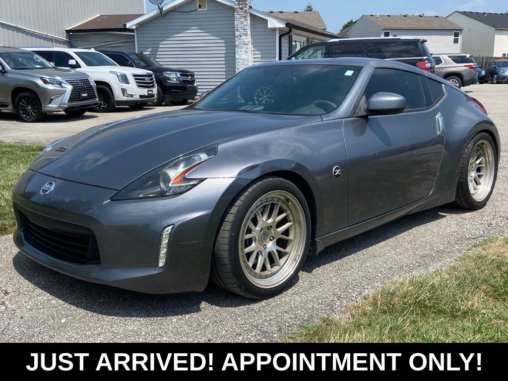 Gray (Gun Metallic) 2020 Nissan 370Z Coupe Rear-Wheel Drive 7-Speed Automatic