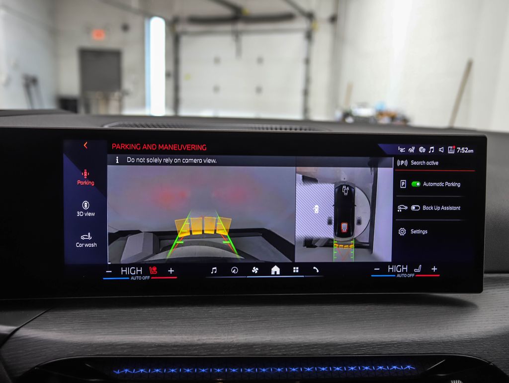 Thumbnail: 2026 BMW i4 - 19