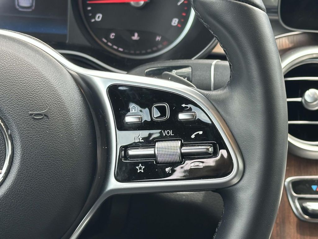 2022 Mercedes-Benz GLC 300 14