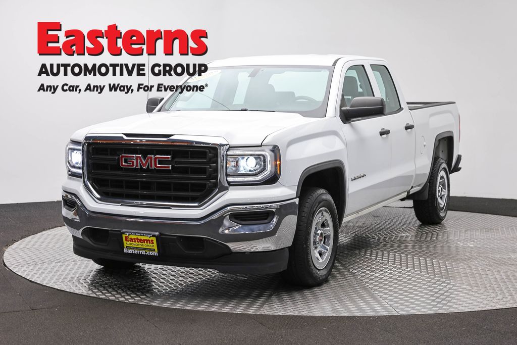 Summit White 2017 GMC Sierra 1500 Pickup Truck 4X2 6-Speed Automatic Overdrive