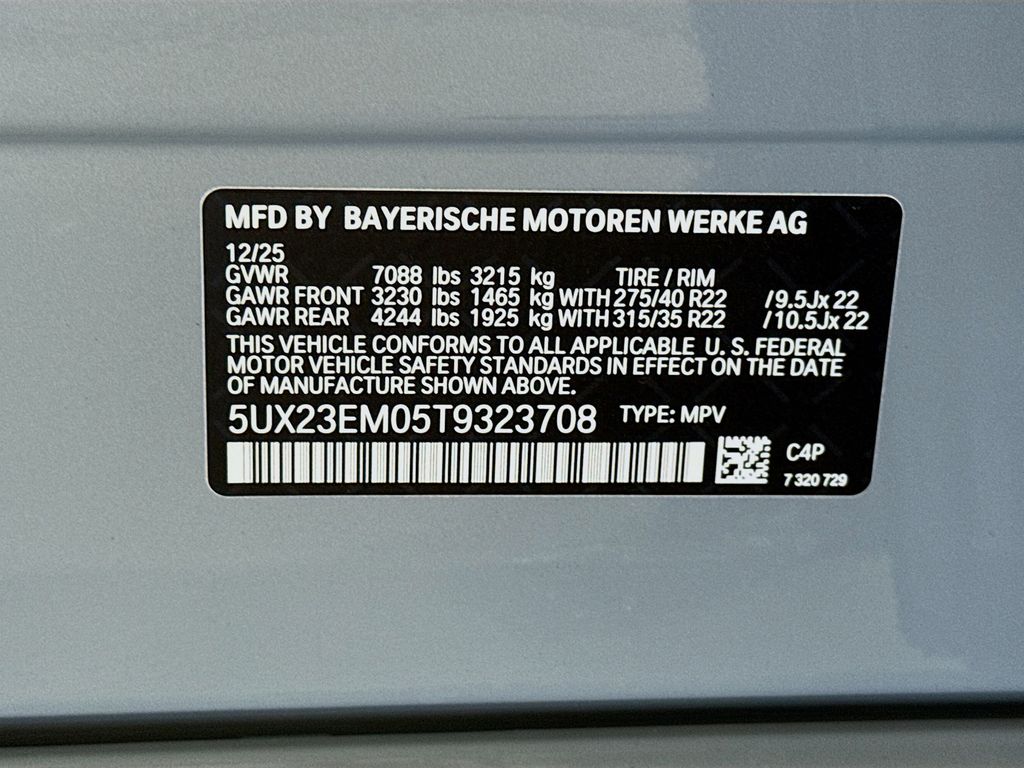 Thumbnail: 2026 BMW X7 - 16