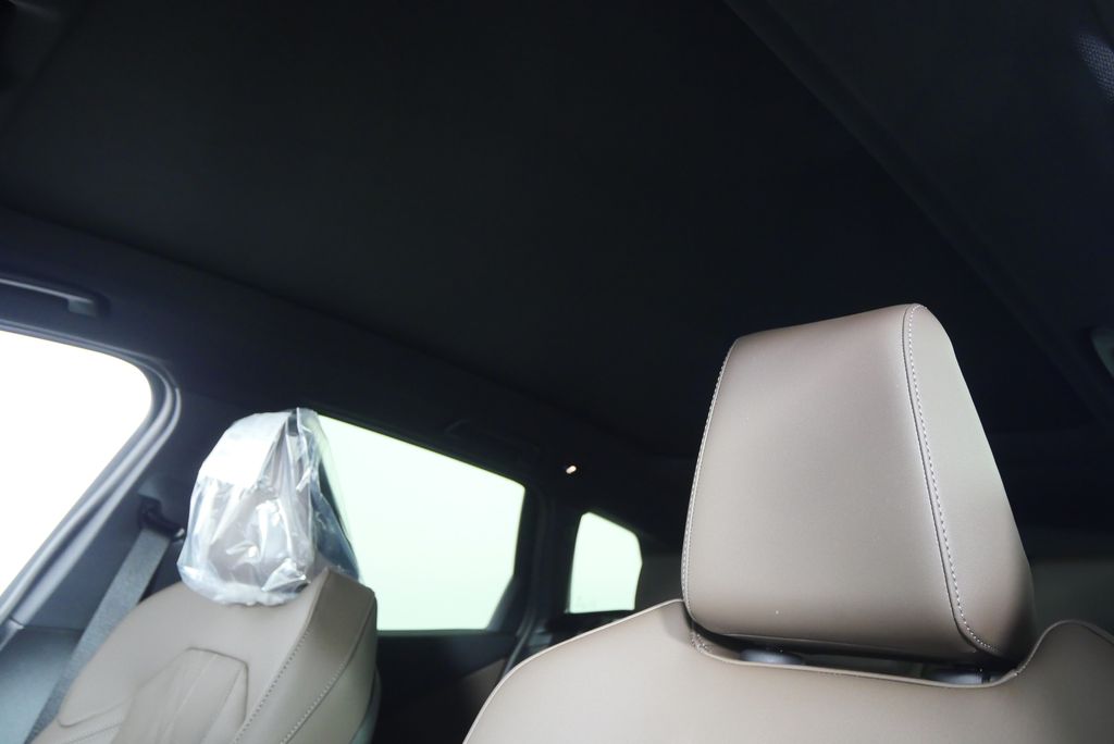 Thumbnail: 2026 BMW X3 - 11
