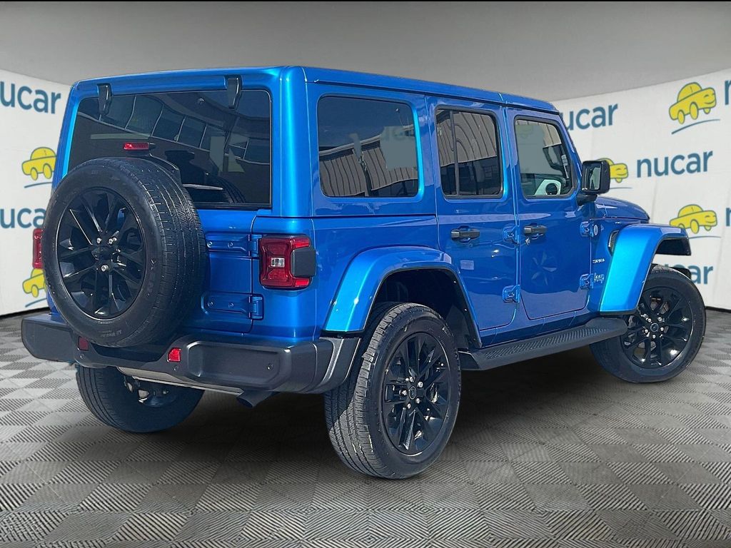 2024 Jeep Wrangler — photo 6