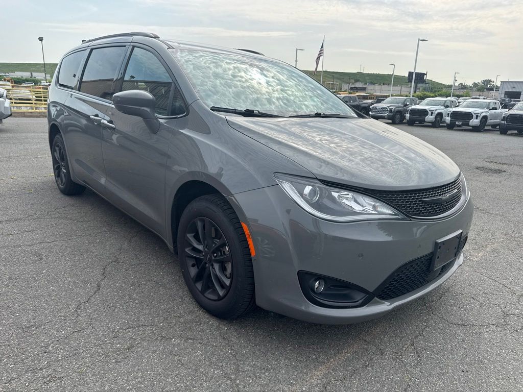 2020 Chrysler Pacifica Launch Edition AWD