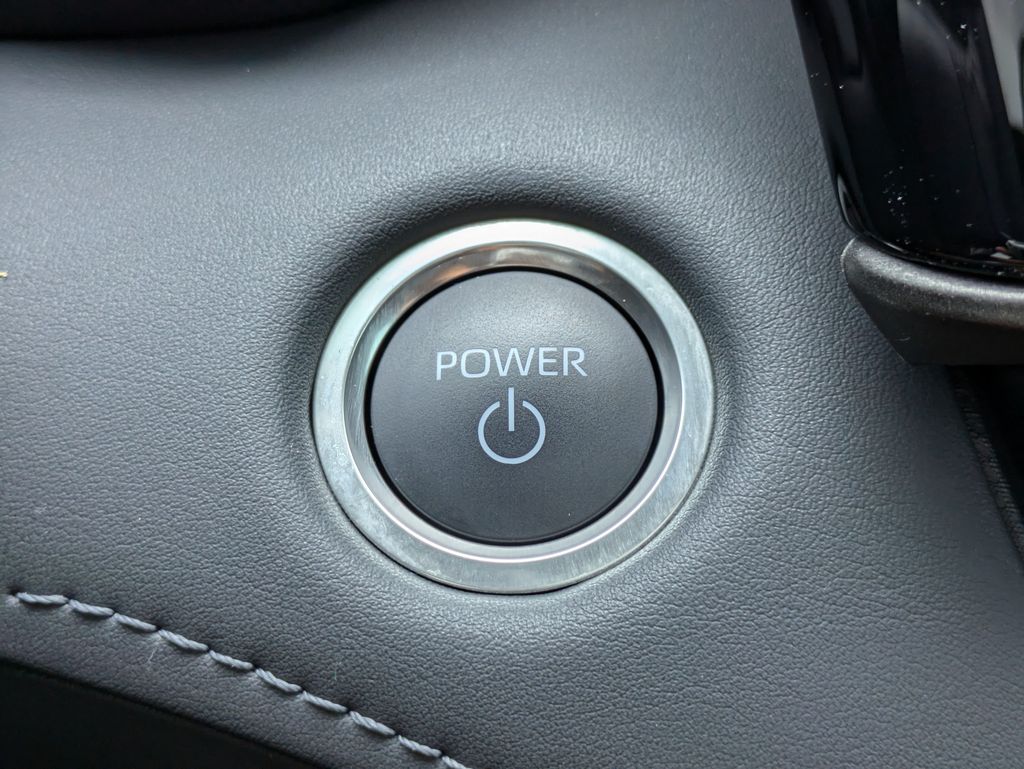 2024 Toyota Highlander Hybrid XLE