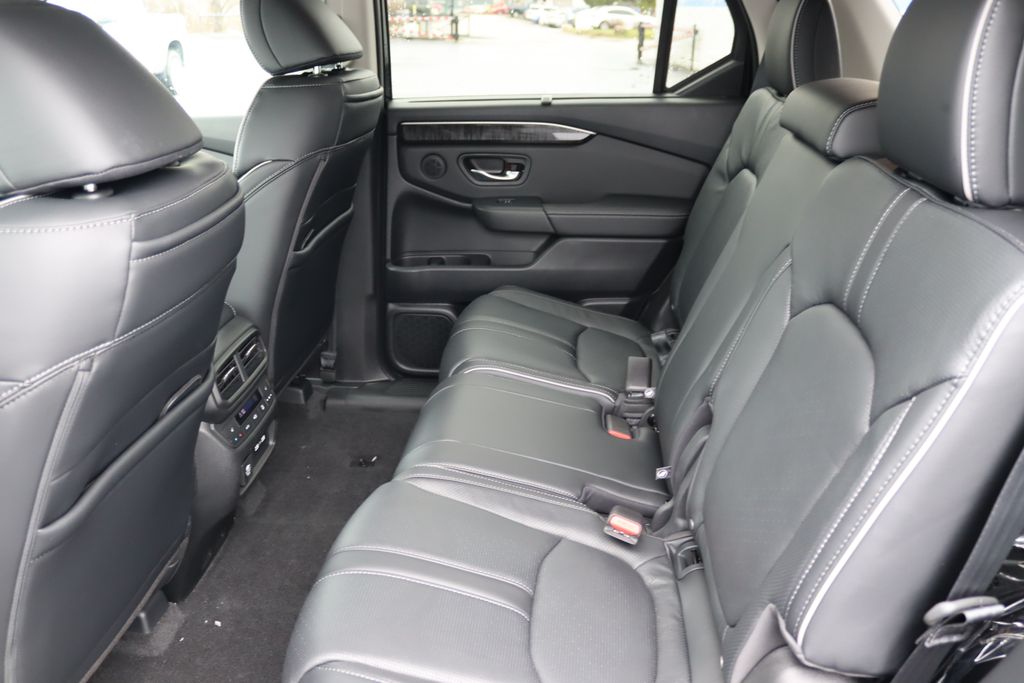 2025 Honda Pilot Elite 12