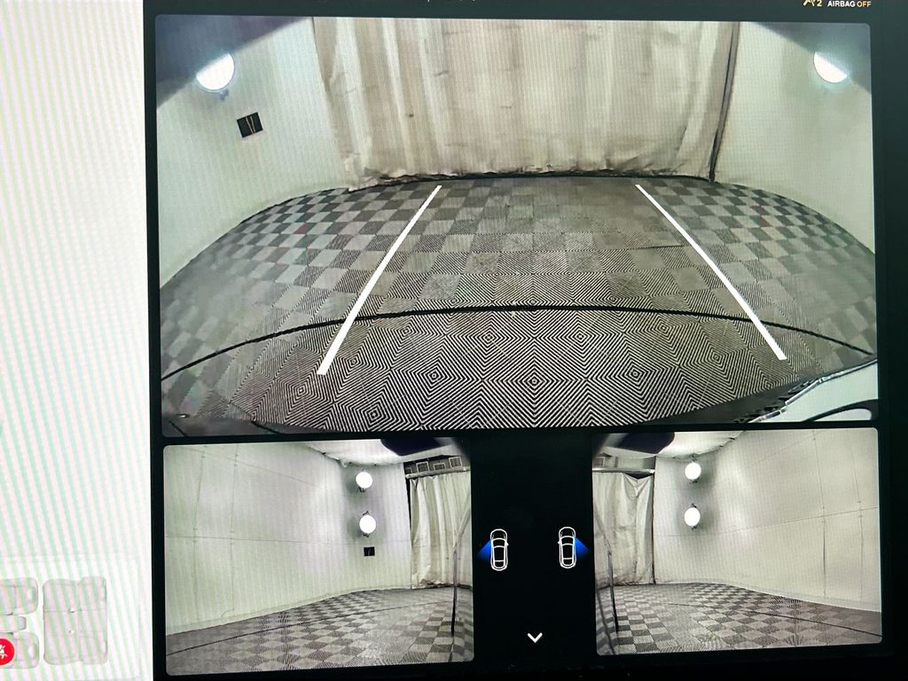 Thumbnail: 2022 Tesla Model Y - 15