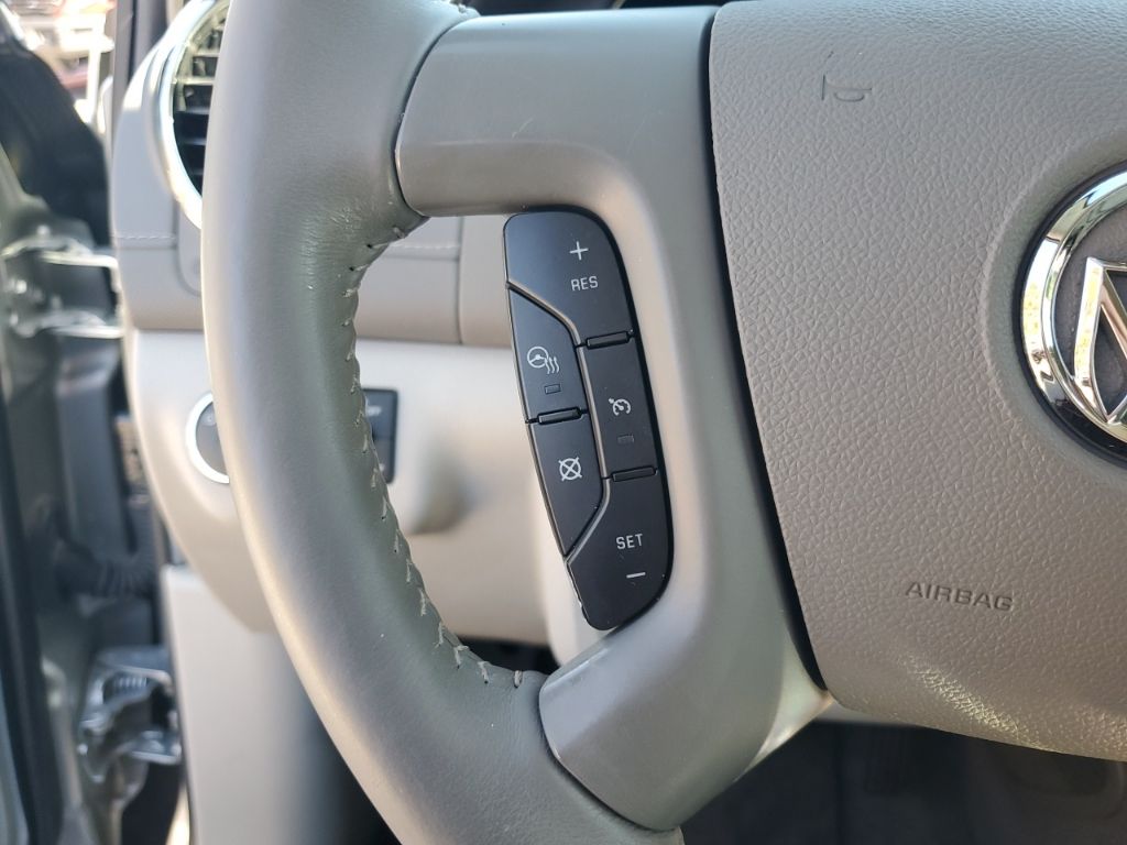 Used Car 2017 Buick Enclave  Leather Group For Sale Under $25,000 In Austin, Texas