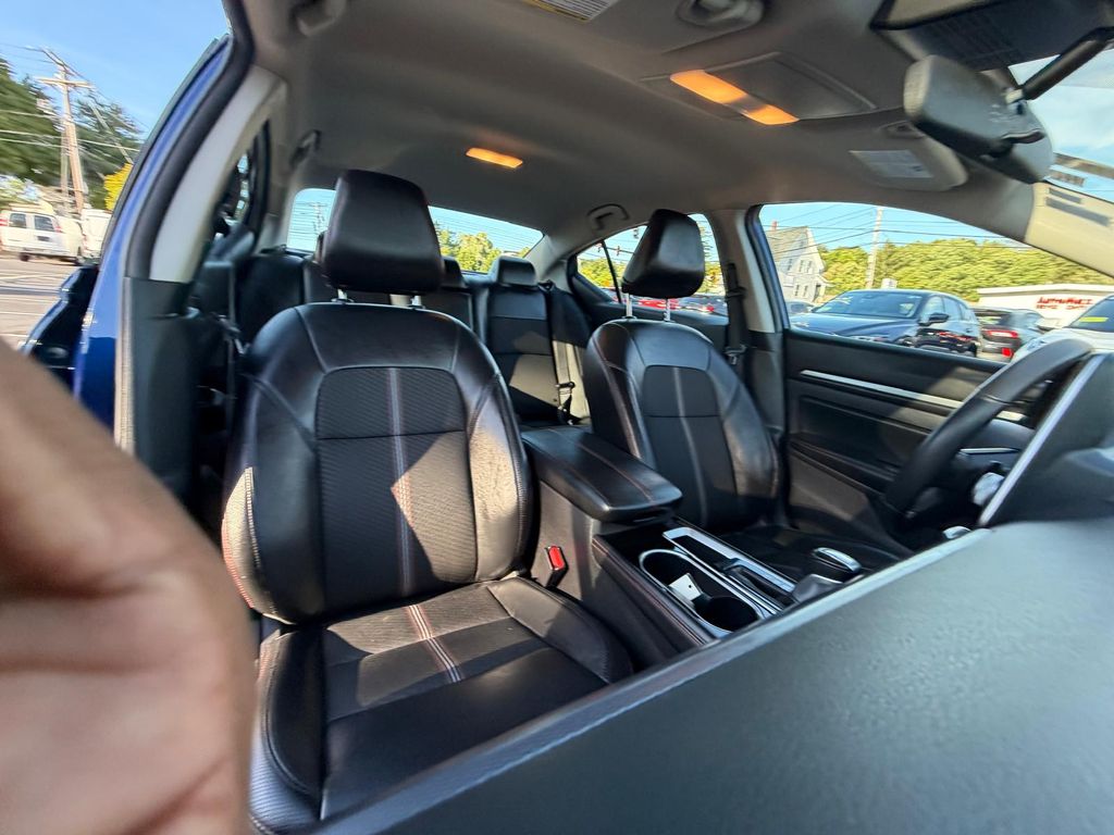 Used 2024 Nissan Altima Sedan