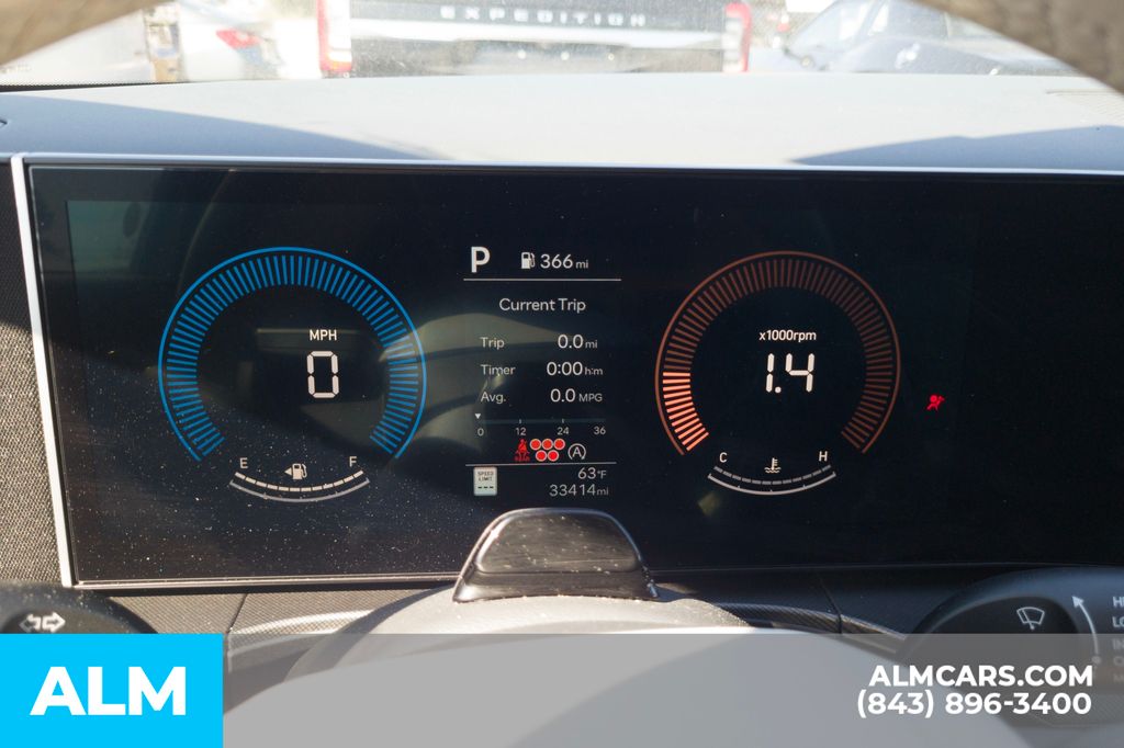 Certified Used 2025 White Hyundai SEL image 15
