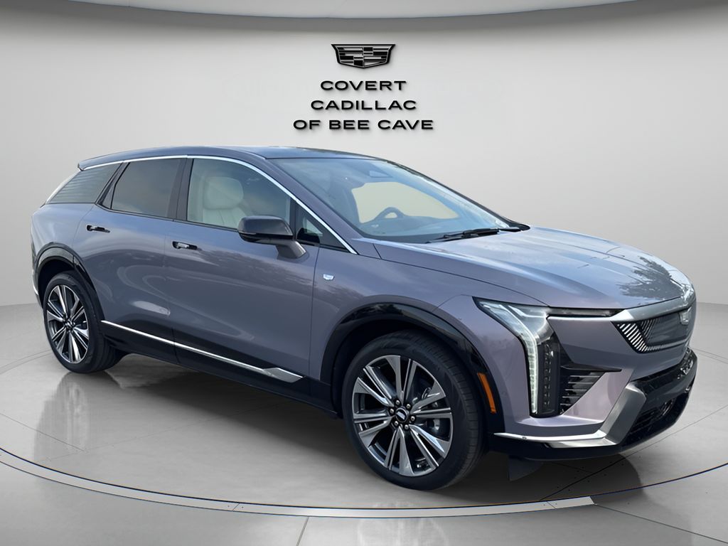 2025 Cadillac OPTIQ Luxury 2