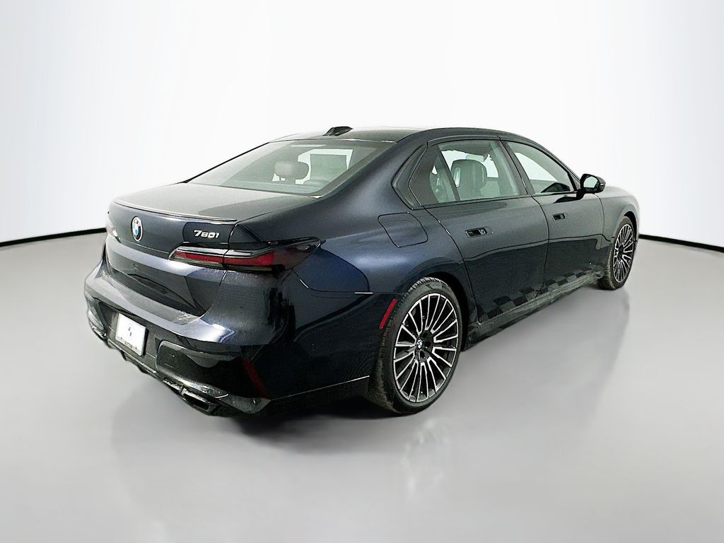 Thumbnail: 2025 BMW 7 Series - 5