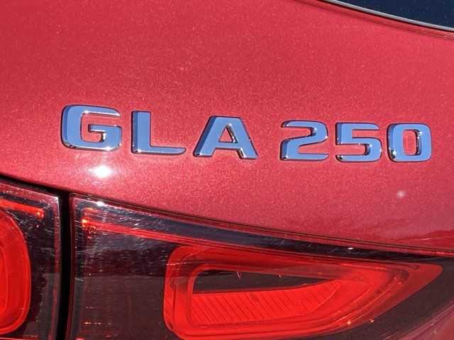 Used 2021 Red Mercedes-Benz GLA 250 image 30