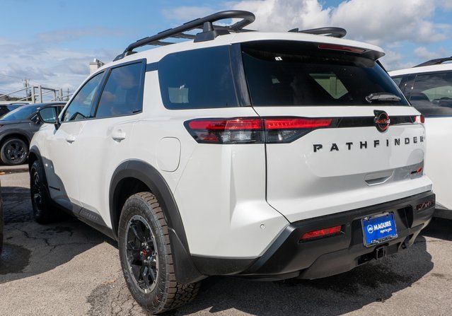 2026 Nissan Pathfinder Rock Creek White at South Hills Kia
