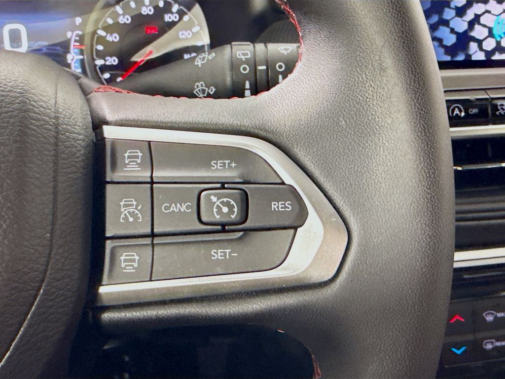 Thumbnail: 2024 Jeep Compass - 12