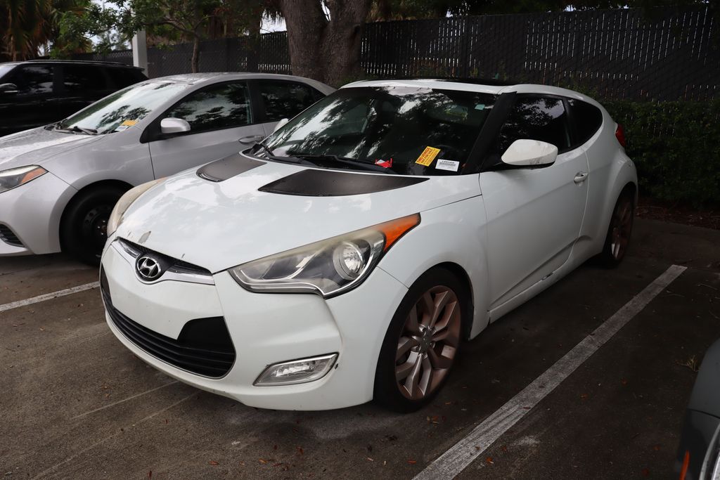 2013 Hyundai Veloster Base -
                  West Palm Beach, FL