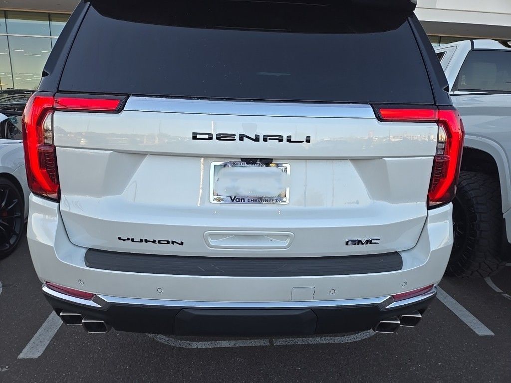 Thumbnail: 2025 GMC Yukon - 4