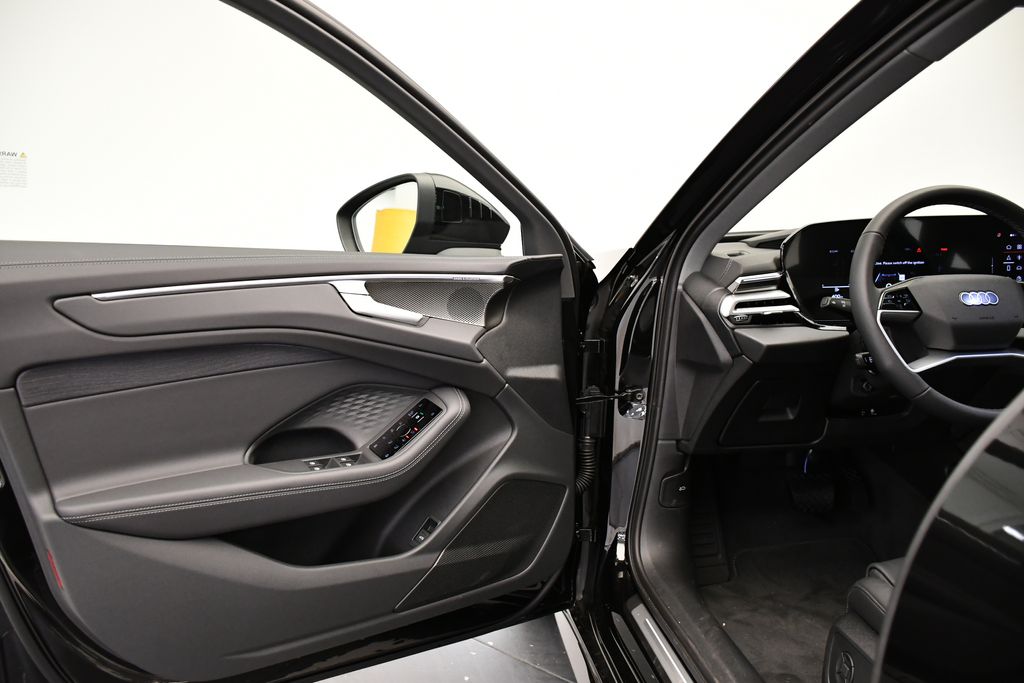 Thumbnail: 2026 Audi A6 - 32