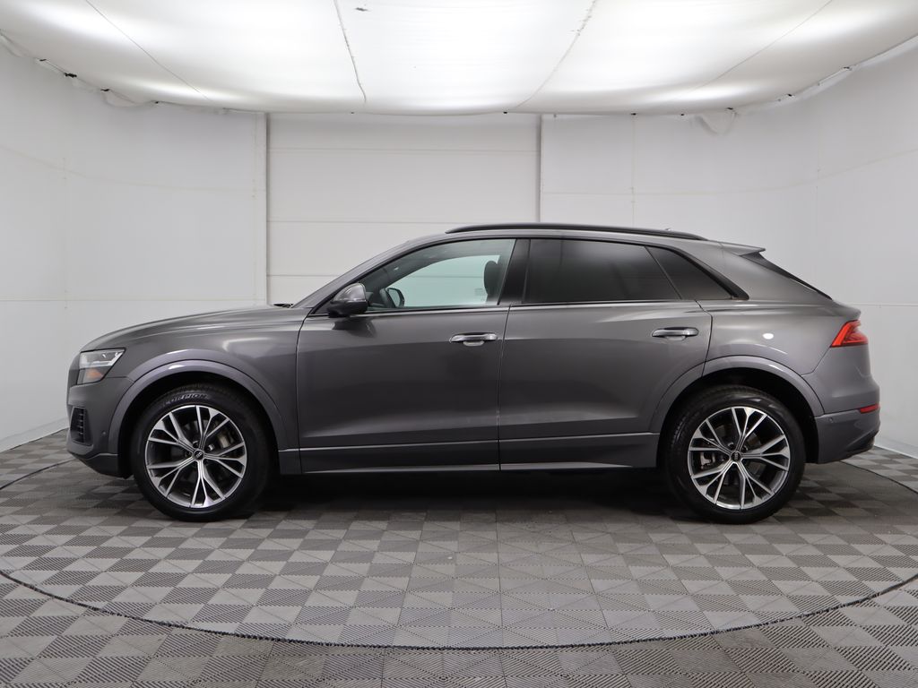 2021 Audi Q8 Premium 8