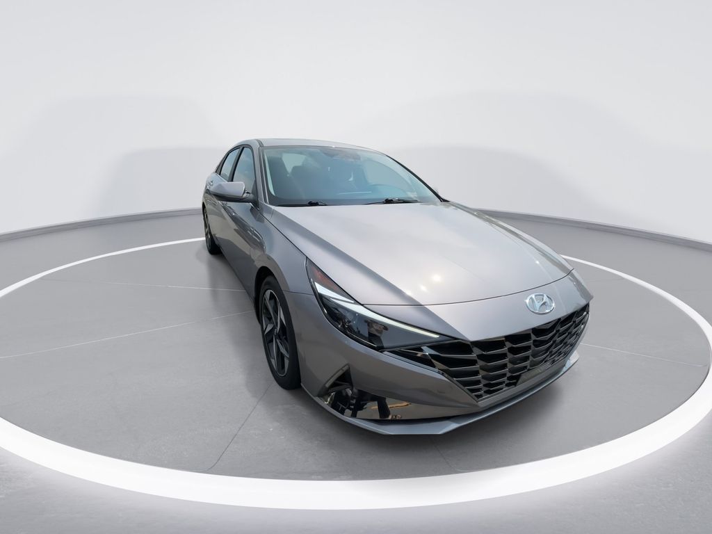 Used 2023 Metal Hyundai Limited image 2