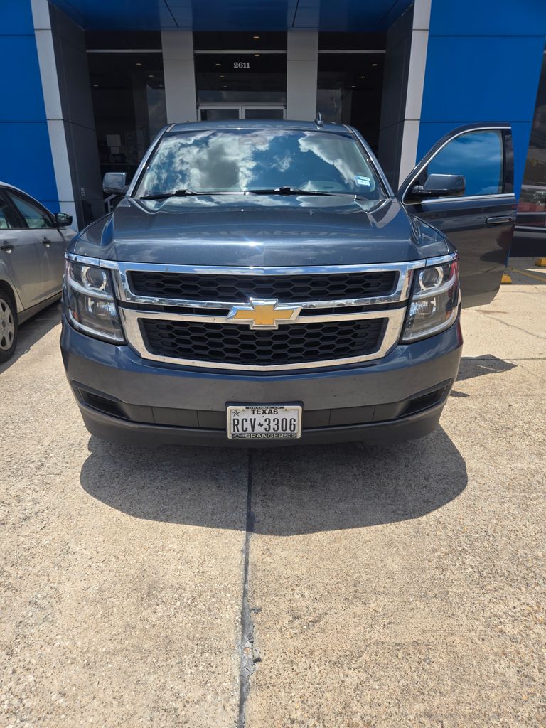 Shadow Gray Metallic Gji 2019 Chevrolet Suburban 1500 LT RWD SUV / Crossover 4X2 6-Speed Automatic Overdrive