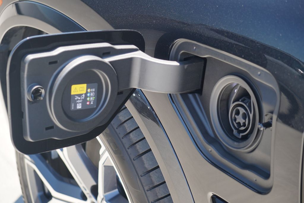 Thumbnail: 2026 BMW X5 - 6