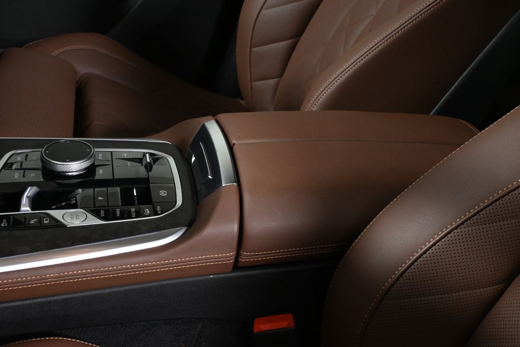 Thumbnail: 2025 BMW X5 - 26