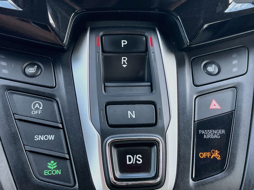 Used 2022 Red Honda EX-L image 16