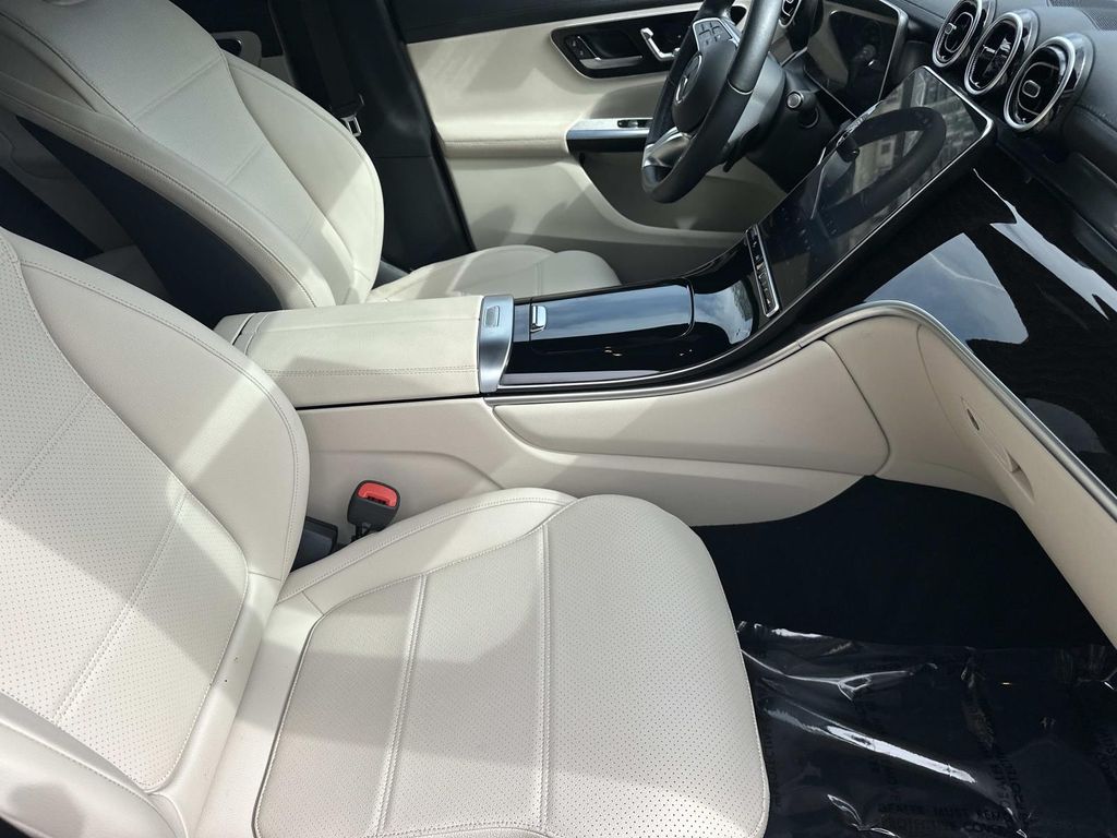 Thumbnail: 2023 Mercedes-Benz GLC - 21