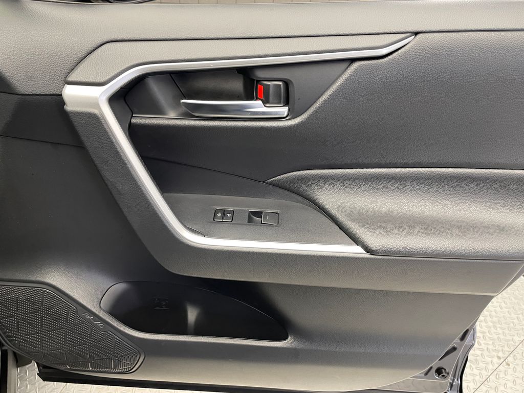 Thumbnail: 2024 Toyota RAV4 - 15