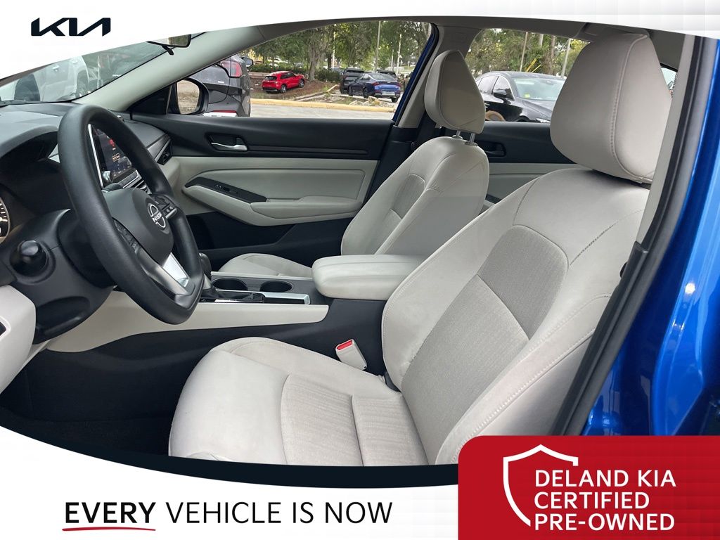 2025 Nissan Altima SV - Photo 22