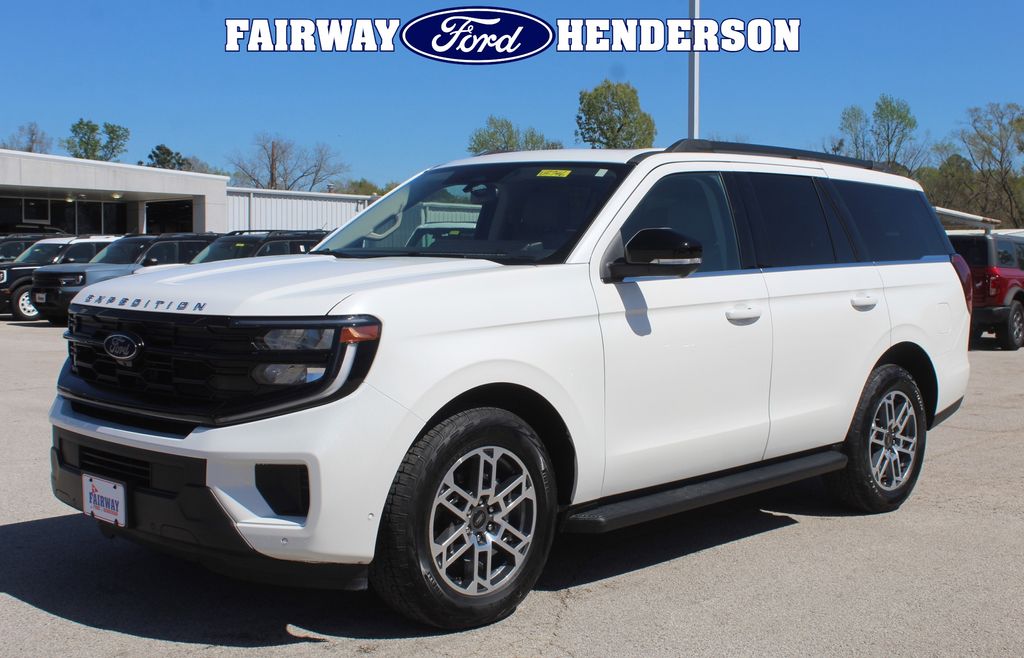 2025 Ford Expedition Active 4WD