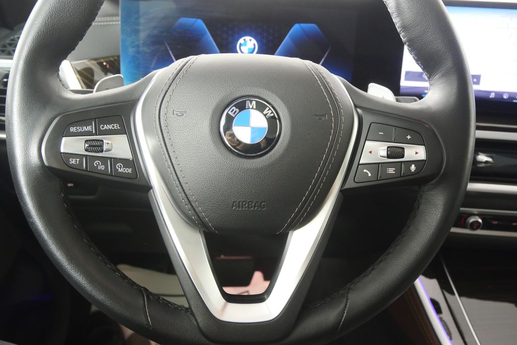 Thumbnail: 2025 BMW X5 - 21