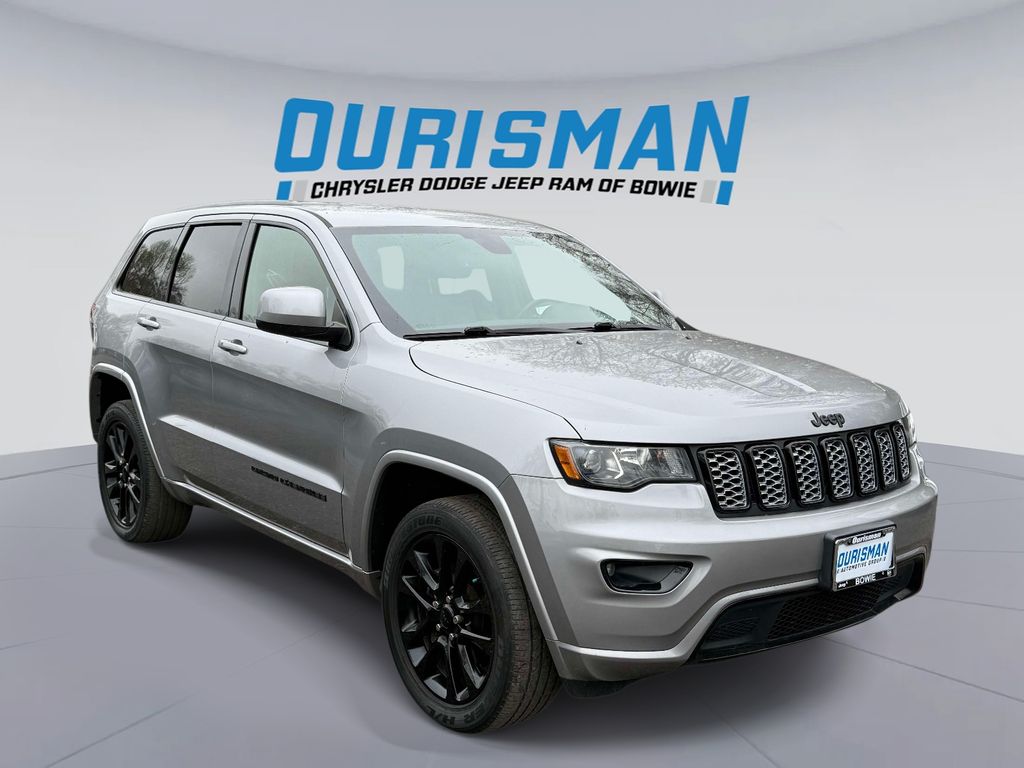 Billet Silver Metallic Clearcoat 2020 Jeep Grand Cherokee Altitude 4WD SUV / Crossover Four-Wheel Drive 8-Speed Automatic