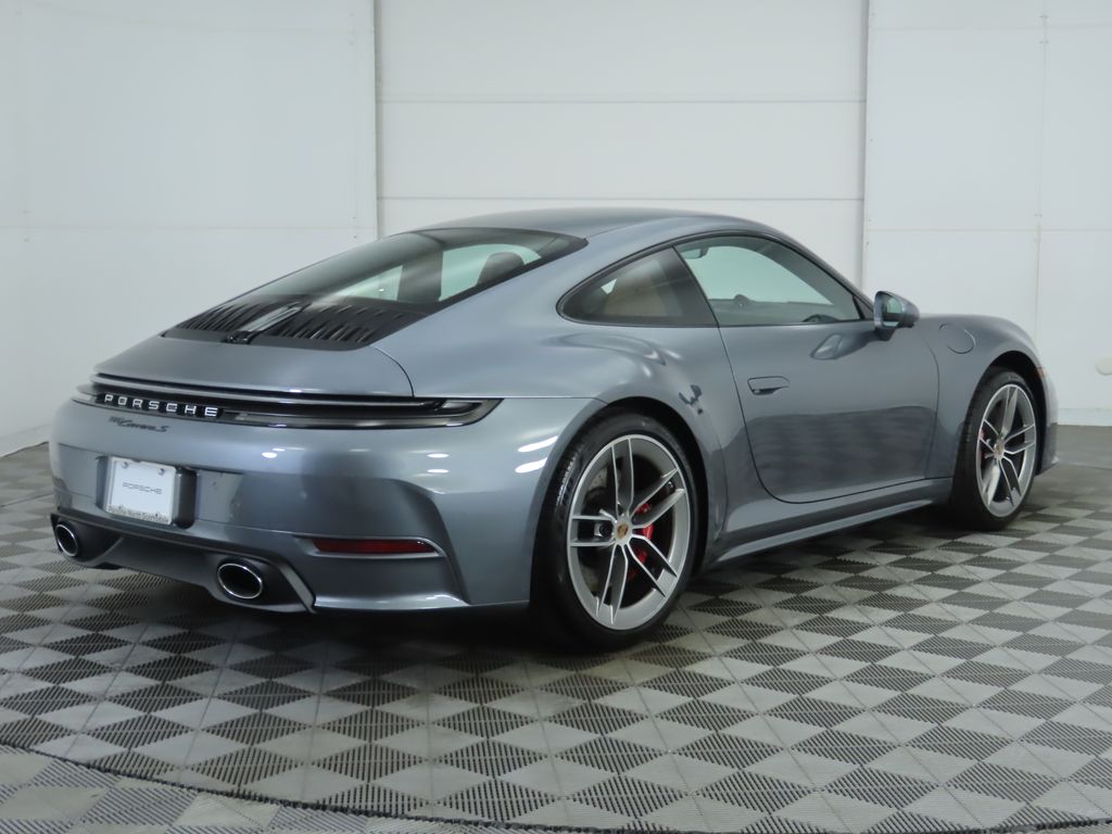 Thumbnail: 2025 Porsche 911 - 7