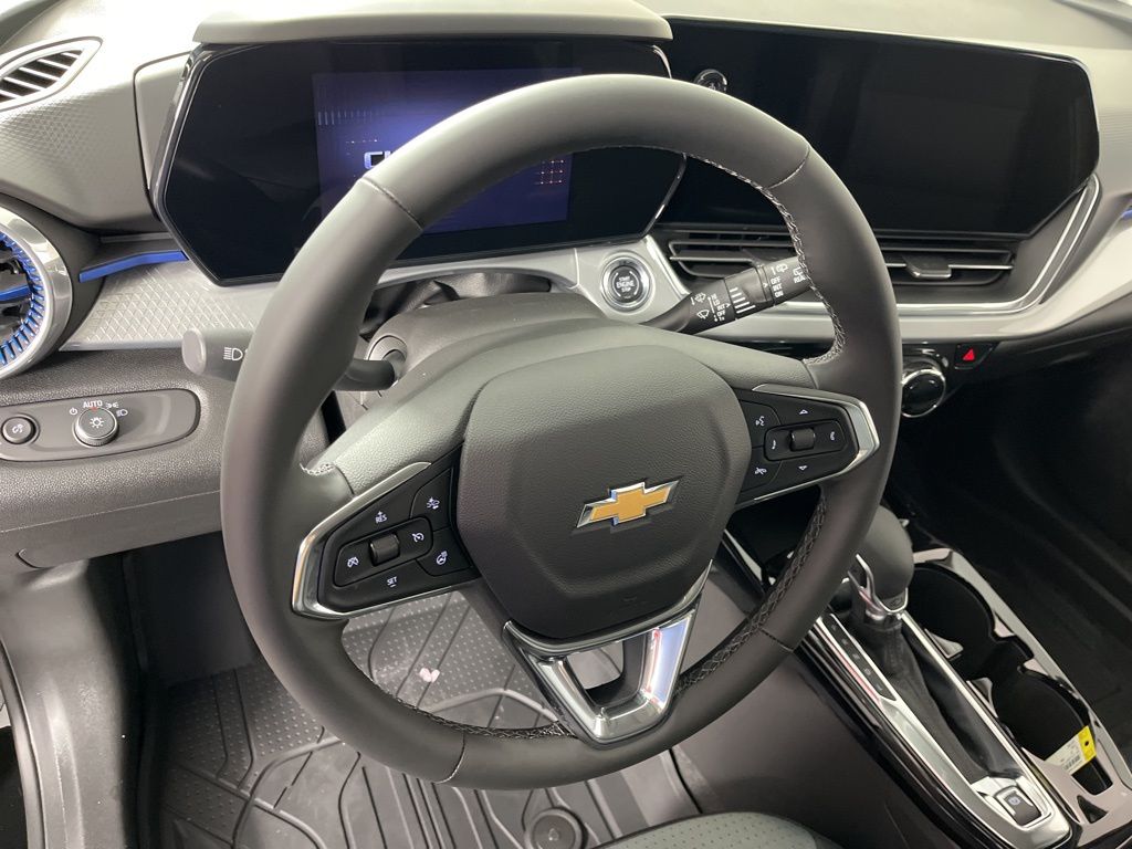 Thumbnail: 2025 Chevrolet Trax - 24