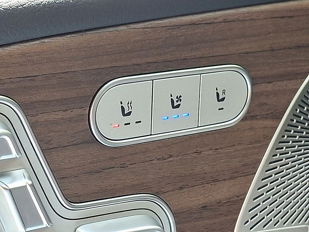 Thumbnail: 2025 Mercedes-Benz GLE - 13