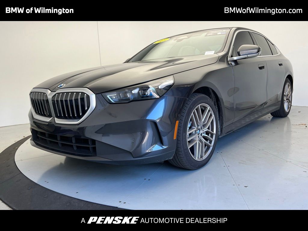 Thumbnail: 2025 BMW 5 Series - 1