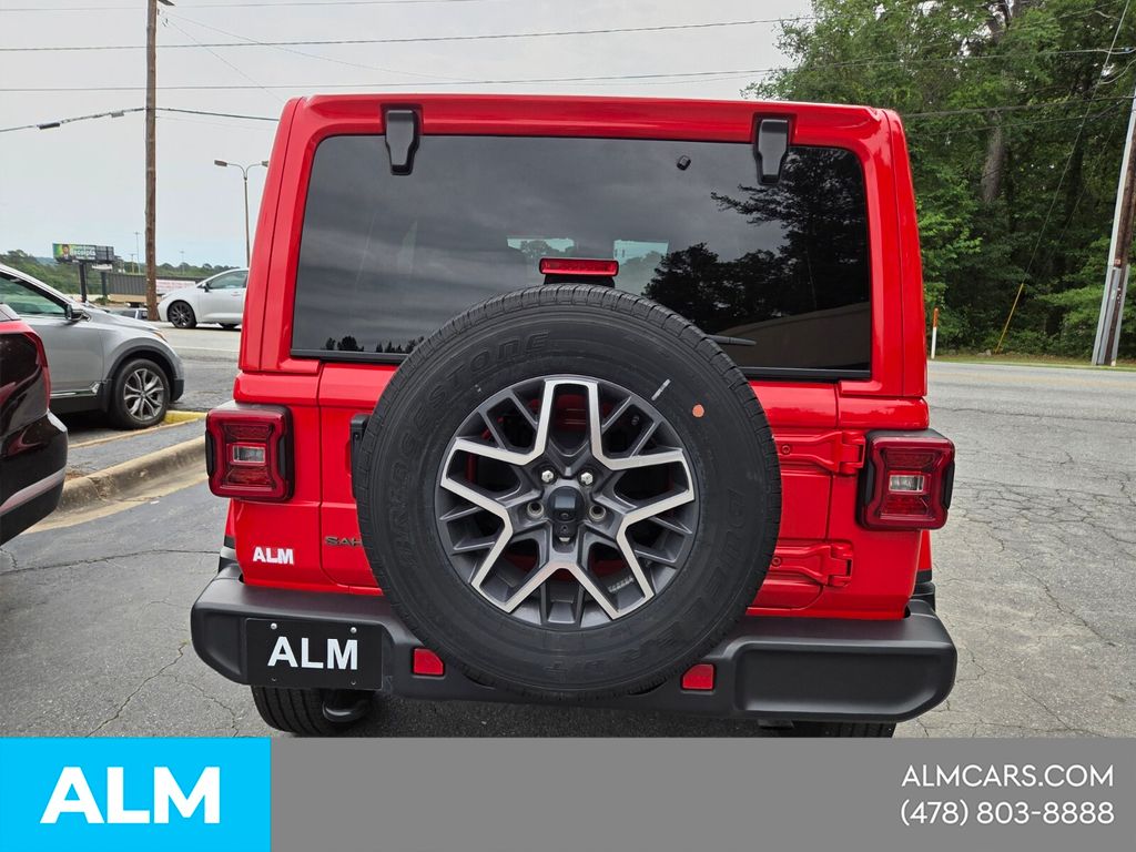 Used 2025 Red Jeep Sahara image 14