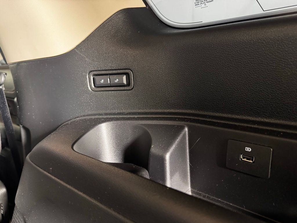 Used 2021 Gray Ford Platinum image 23