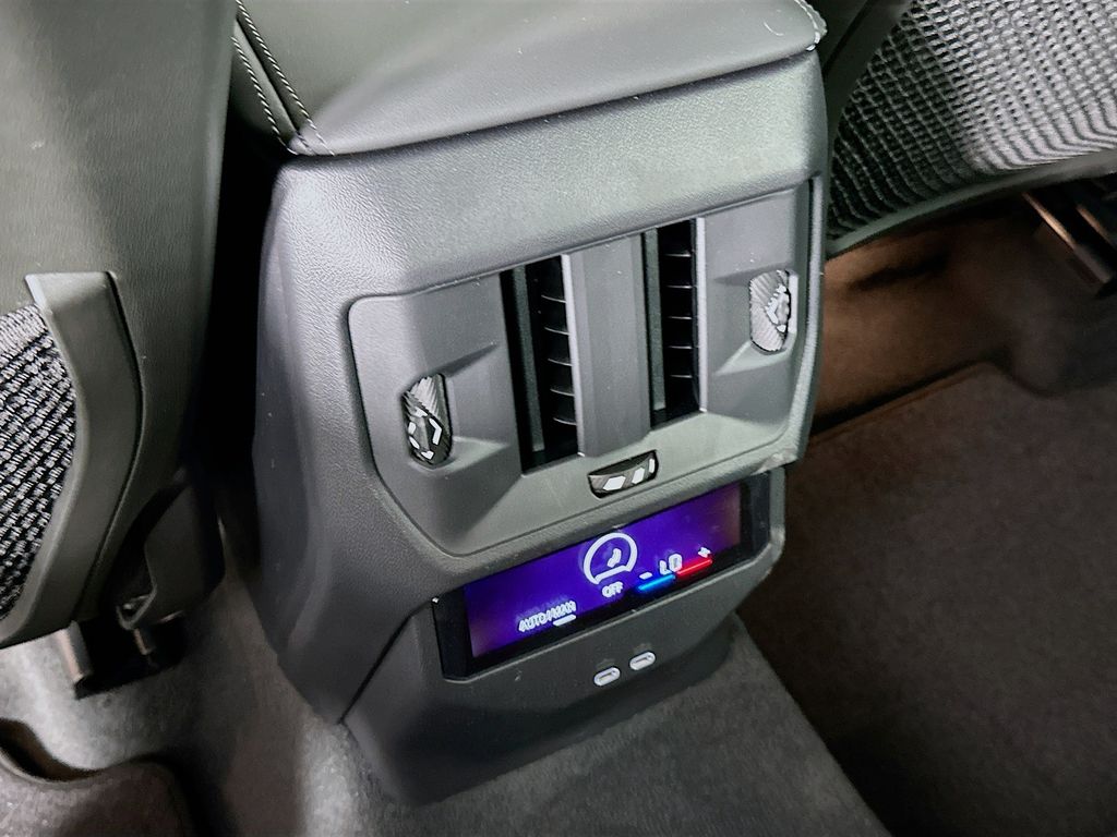 Thumbnail: 2025 BMW X3 - 18